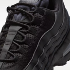 M95 "Triple Black"